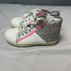 Dolce Vita Scotty Girls High Top Sneakers Leopard Print Pink Trim‎ Girls Size 4